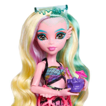 Monster High Lagoona Blue Fashion Doll And Playset, Scare-Adise Island Snack Shack With Food Accessories - Imagen 5 de 6
