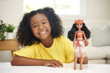 Disney Princess Toys, Moana Fashion Doll And Accessories