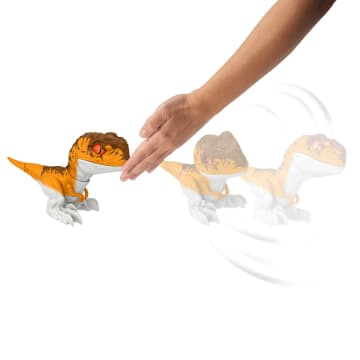 Jurassic World: Dominion Uncaged Rowdy Roars interactive Dinos Motion & Sound