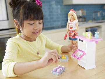 Barbie Cooking & Baking Chef Storytelling Blonde Doll Playsets