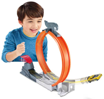 Hot Wheels Action Pista de Juguete Acrobacias Vuelta 360° - Imagen 2 de 4