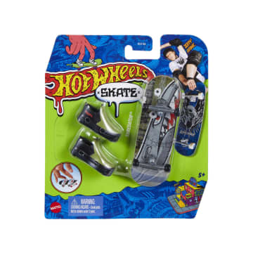 Hot Wheels Skate Vehículo de Juguete Patineta SHREDATOR™ con Tenis - Imagem 2 de 3