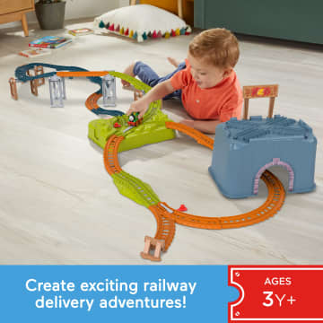 Thomas & Friends Toy Train Set, Percy’S Connect & Build Track Bucket, Preschool Toy - Imagem 2 de 6