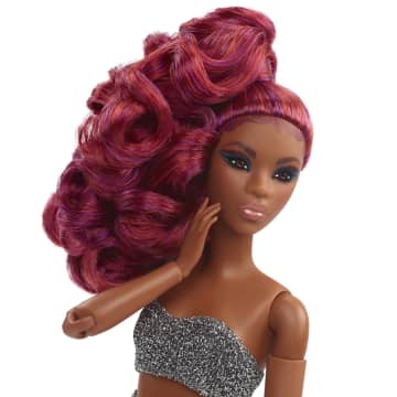 Barbie Signature Fully Posable Barbie Looks Doll (Petite, Curly Red Hair)