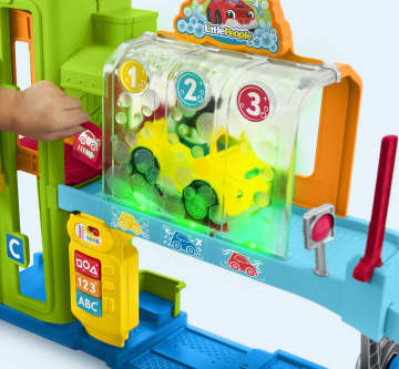 Fisher-Price Little People Light-Up Learning Garage Toddler Playset, 5 Play Pieces, Multi-Language Version - Imagen 3 de 6