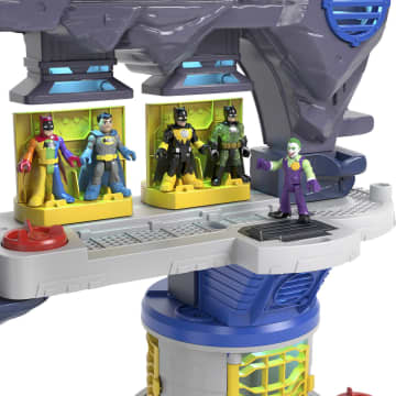 Fisher-Price Imaginext DC Super Friends Batcave Super Surround
