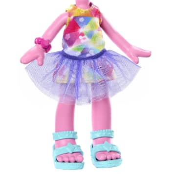 Dreamworks Trolls Band Together Chic Queen Poppy Fashion Doll & 10+ Styling Accessories