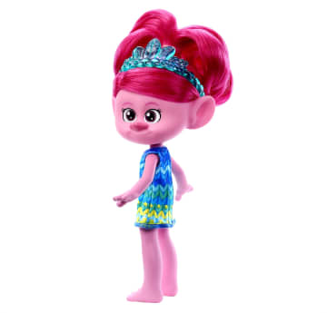 Dreamworks Trolls Band Together Trendsettin’ Queen Poppy Fashion Doll, Toys Inspired By the Movie