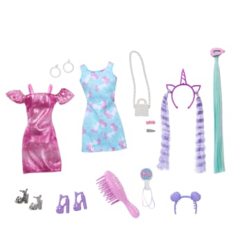 Barbie Fun & Fancy Boneca Cabelo Rosa Extra Longo com Vestido Azul