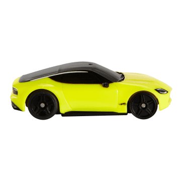 Hot Wheels 1:64 Scale Nissan Z, Battery-Powered RC Car For On- Or Off-Track Play