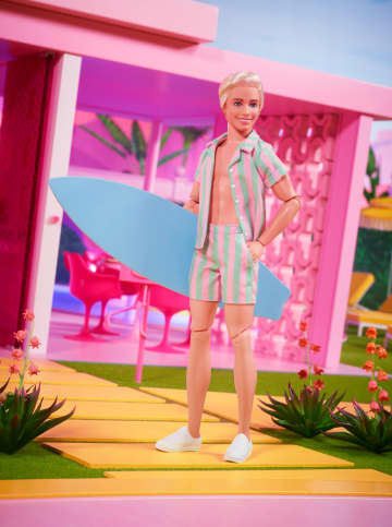 Barbie Film Ken Poupée, Tenue de Plage à Rayures Pastel