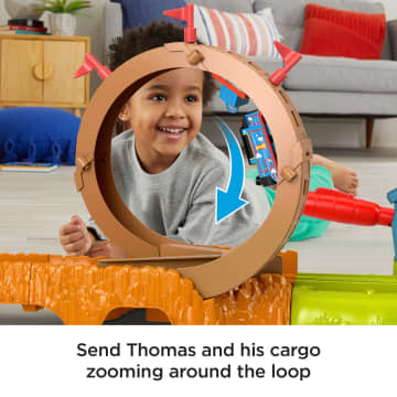 Thomas & Friends Launch & Loop Maintenance Yard Toy Train Set With Motorized Thomas