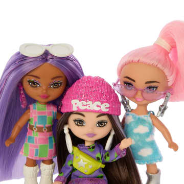 Five Barbie Dolls, Barbie Extra Mini Minis Small Doll Bundle - Imagem 2 de 6