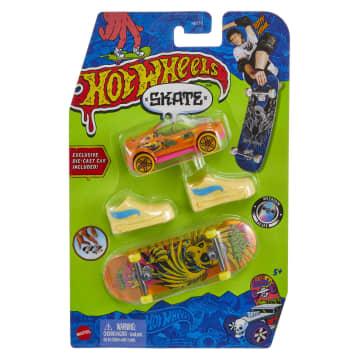 Hot Wheels Skate Tony Hawk Collector Set, Fingerboard, Pair Of Skate Shoes & Car (Styles May Vary) - Imagen 1 de 1