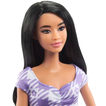 Barbie Muñeca Vestido Morado - Image 2 of 6