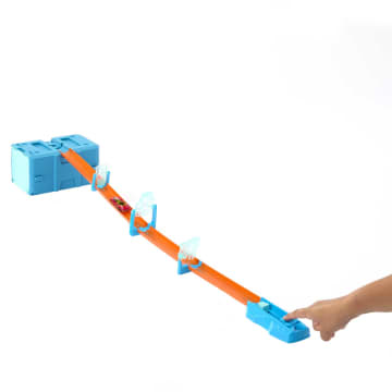 Hot Wheels Track Builder Pista de Brinquedo Caixa Pequena de Acrobacias Temática de Gelo