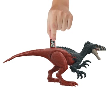 Jurassic World Dinossauro de Brinquedo Megaraptor Ruge e Ataca