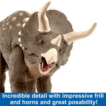 Jurassic World Triceratops Dinosaur Toy, Habitat Defender Figure - Imagem 3 de 6