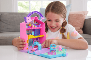 Polly Pocket Dolls & Playset, Food Toy With Micro Dolls And Accessories, Pollyville Fresh Market - Image 2 of 6