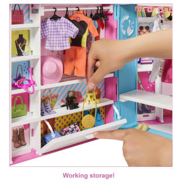 Barbie Closet Playset With 30+ Accessories, 5 Complete Looks, Rotating Clothing Rack, Dream Closet