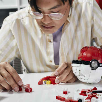 MEGA Pokémon Toys Jumbo Poké Ball Building Set