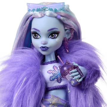 Monster High Doll, Abbey Bominable Yeti Fashion Doll With Accessories - Imagen 3 de 6