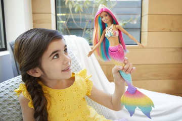 Barbie Fantasia Boneca Sereia Muda de Cor