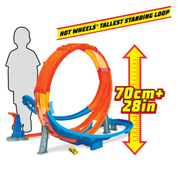 Hot Wheels Massive Loop Mayhem Track Set With 28-In Wide Track Loop & 1 Car