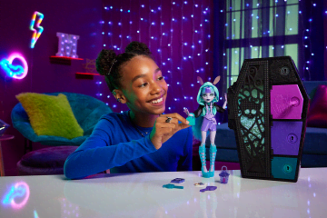 Monster High Doll, Twyla, Skulltimate Secrets: Neon Frights - Image 2 of 6