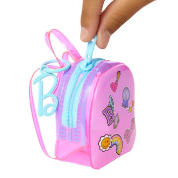 Barbie Tenue Sac de Luxe Avec Tenue Scolaire et Accessoires