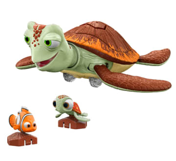 Disney Pixar Finding Nemo Crush Talking Action Figure, Chat 'n Cruise interactive Toy Turtle