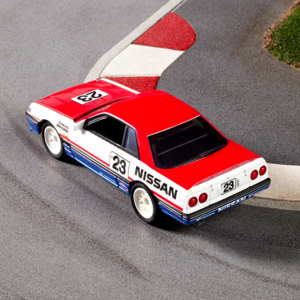 Matchbox 1987 Nissan Skyline GTS-R
