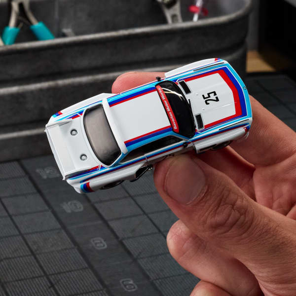 Hot Wheels Elite 64 1975 BMW 3.0 CSL