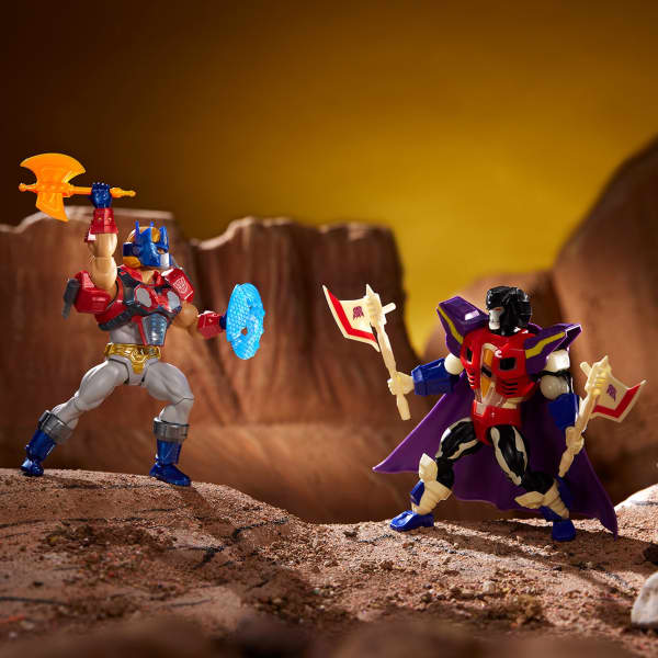 Masters of the Universe x Transformers Optimus Prime Armor He-Man Actionfigur