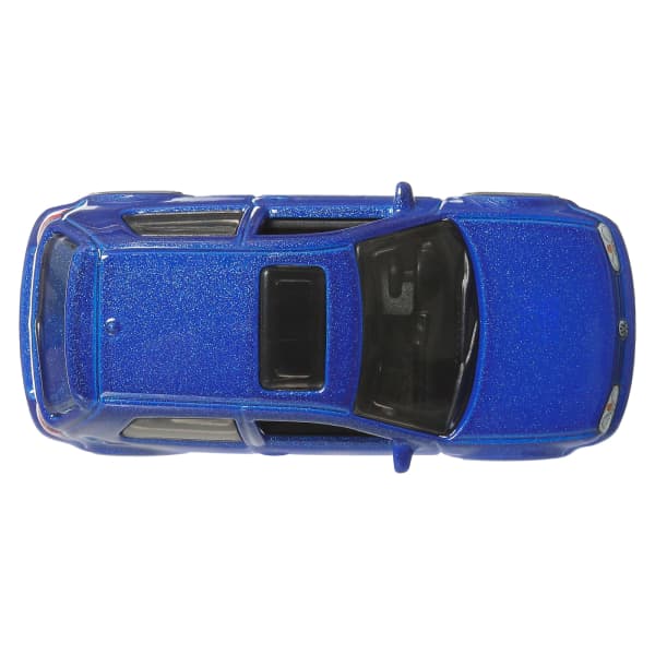 Hot Wheels Premium Car Culture 2-Pack 2004 Volkswagen Gold R32 & Volkswagen Golf MK7