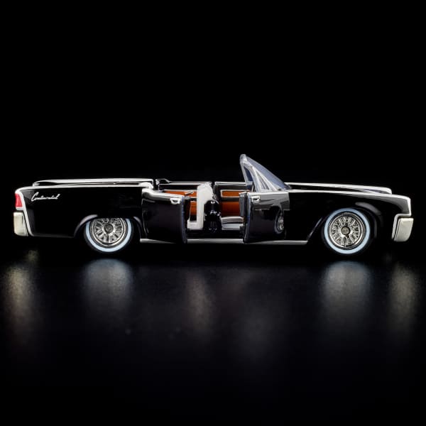Hot Wheels RLC Exclusive ’61 Lincoln Continental