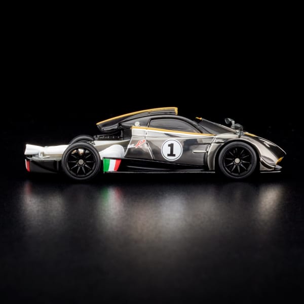 RLC Exclusive ‘21 Pagani Huayra R