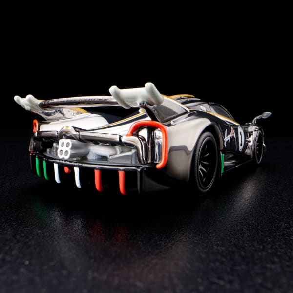 RLC Exclusive ‘21 Pagani Huayra R