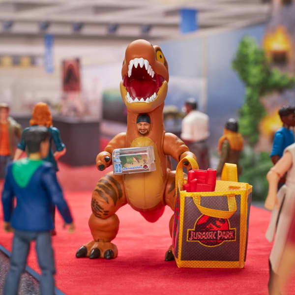 Jurassic World Tyrannosaurus Rex Convention Crasher | Mattel Creations