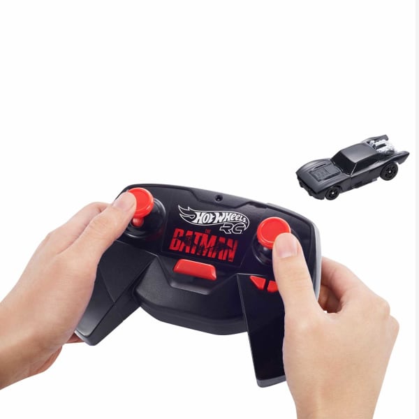 Hot Wheels R/C THE BATMAN 1:64 Scale Batmobile Vehicle – Mattel