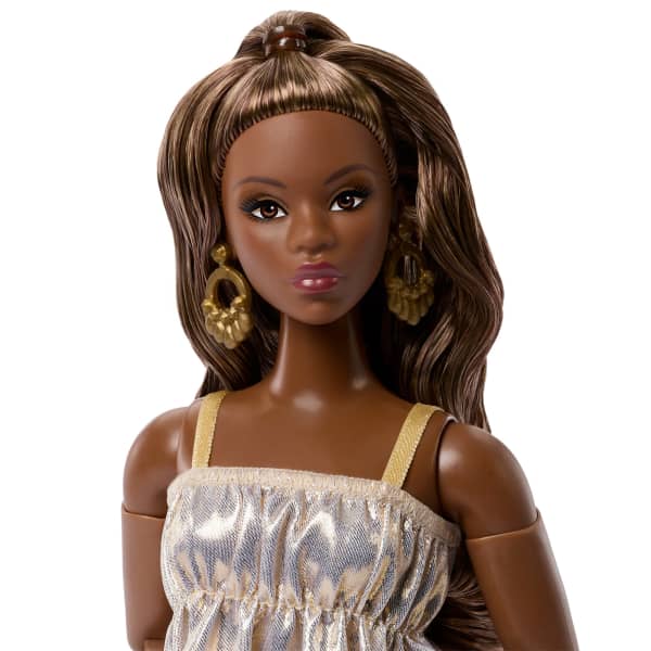 Barbie Basics 2026 Neutrals Series, Model 09
