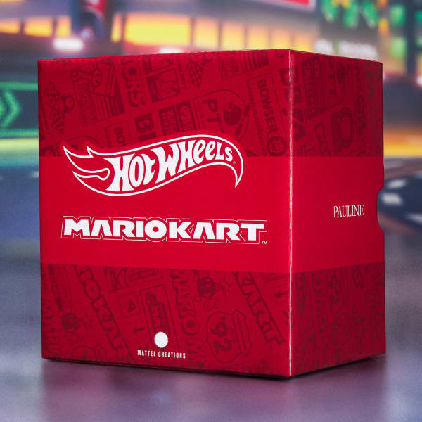 Hot Wheels Mario Kart Pauline Vehicle