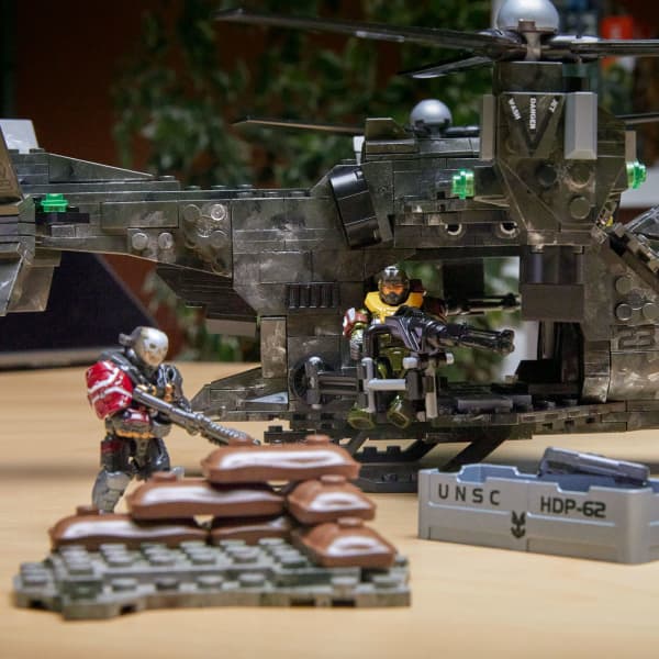 MEGA Halo UNSC Falcon Sweep Building Toy Kit
