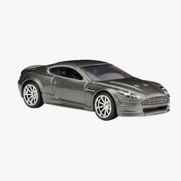 Hot Wheels Retro Entertainment Casino Royale 007 Aston Martin DBS