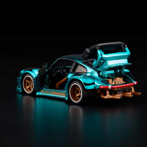 RLC Exclusive RWB Porsche 930