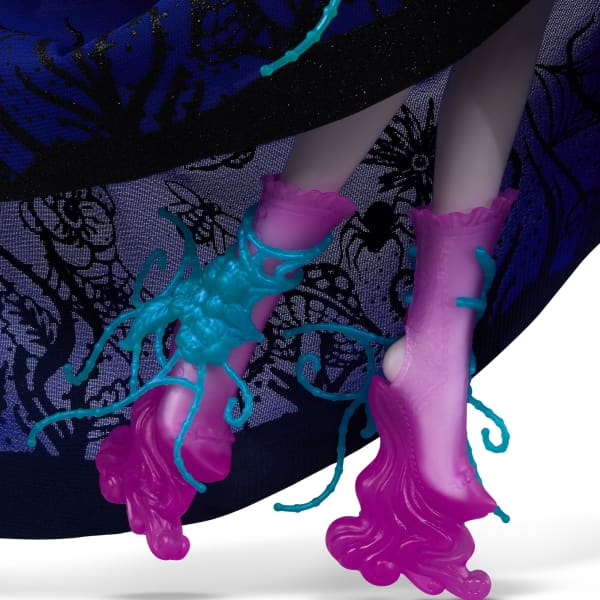 Monster High Designer Series Lenore Loomington Doll