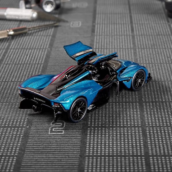 Hot Wheels Elite 64 Aston Martin Valkyrie