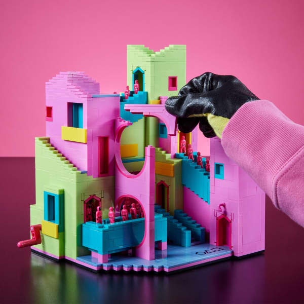 MEGA Squid Game Staircase Collector Building Set
