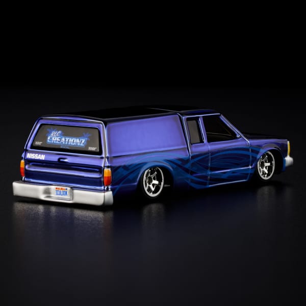 Hot Wheels RLC Exclusive 1986 Nissan 720 King Cab | Mattel Creations