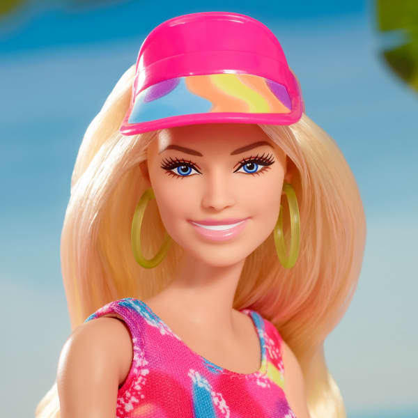 Barbie in Inline Skating Outfit – Barbie The Movie